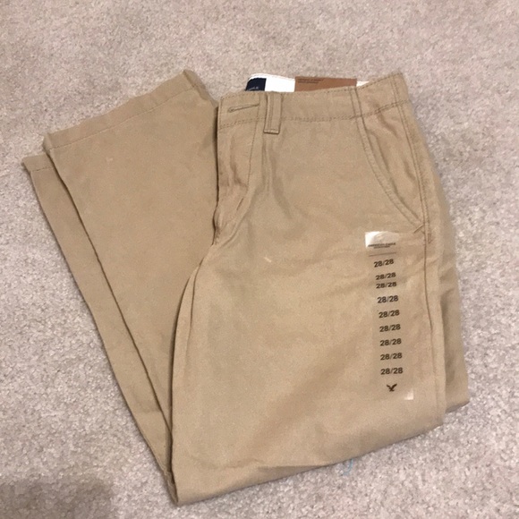 NWT American Eagle Mens Khakis - Picture 1 of 7